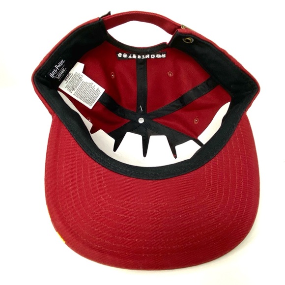 🔥HOT SALE🔥VANS Harry Potter 6 Gryffindor Cap Red Unisex Hat VN0A3I6LSP3 - Picture 10 of 11